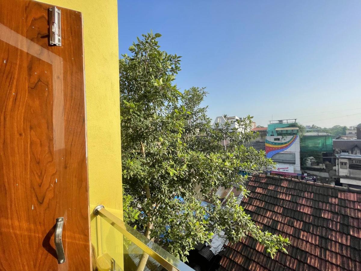 Shree Sadguru Krupa Yatri Niwas Βίλα Kolhapur Εξωτερικό φωτογραφία