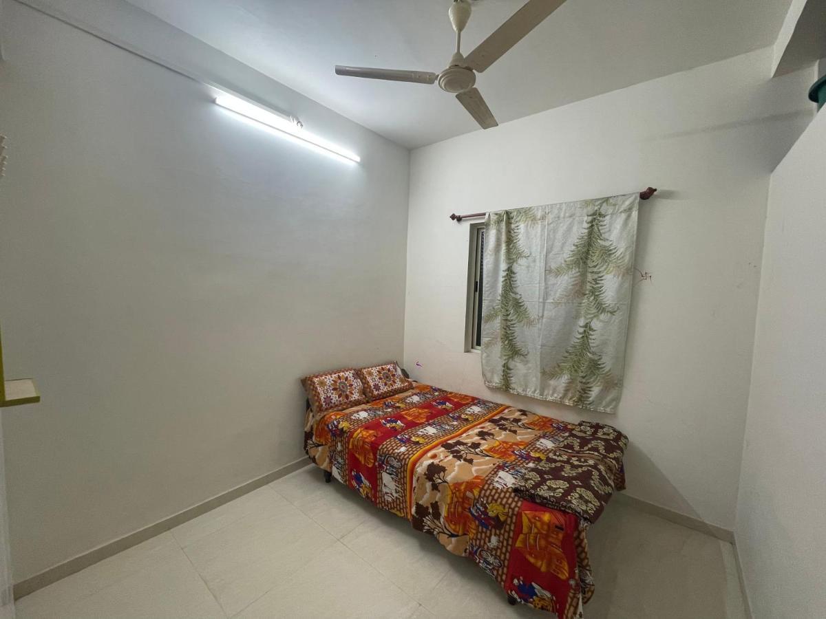 Shree Sadguru Krupa Yatri Niwas Βίλα Kolhapur Εξωτερικό φωτογραφία